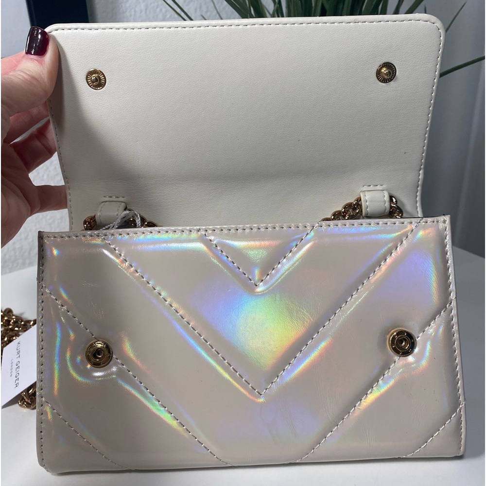 NWT Kurt Geiger Quilted Patent Leather Wallet On Chain - Picture 6 of 12
